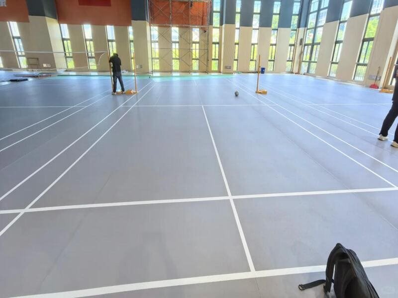 slit method for repairing large vinyl floor bubble